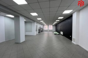 Долгосрочная аренда офисного помещения, Ивано-Франковск, р‑н. Центр, Гузара