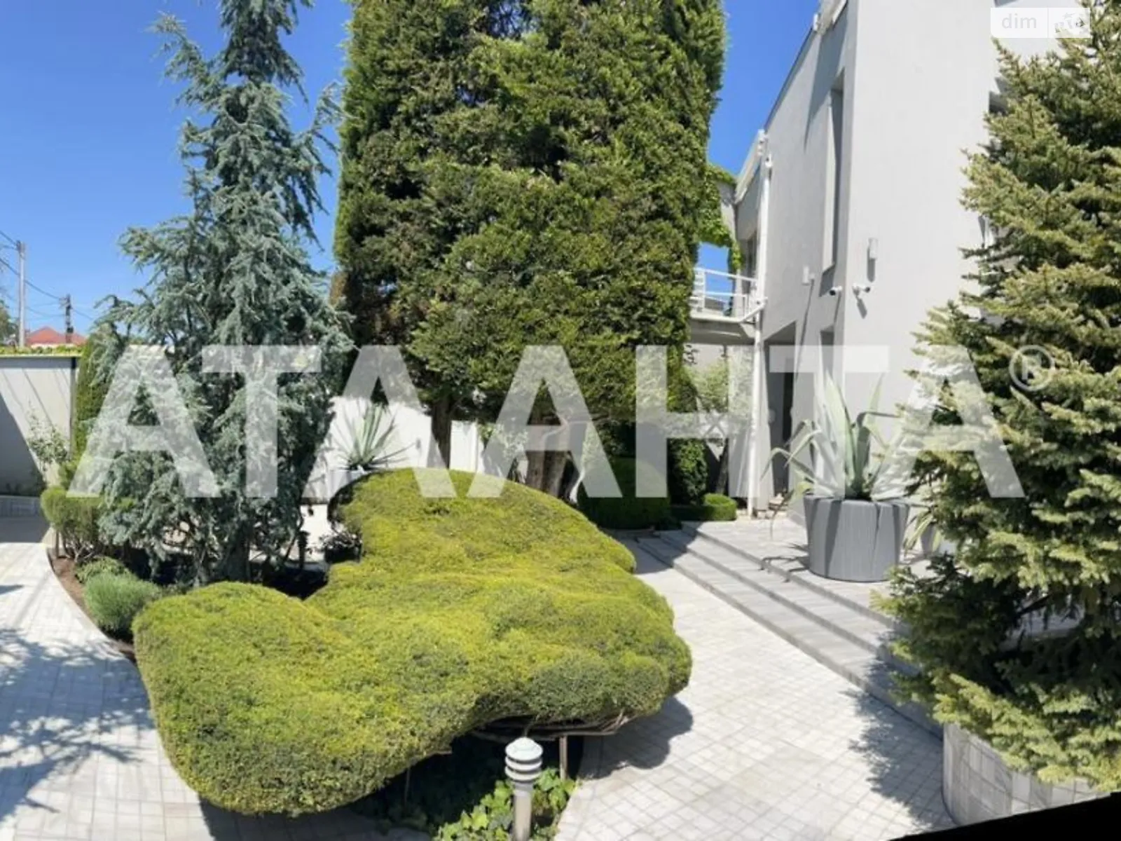 Продається будинок 3 поверховий 620 кв. м з гаражем, цена: 1300000 $ - фото 1