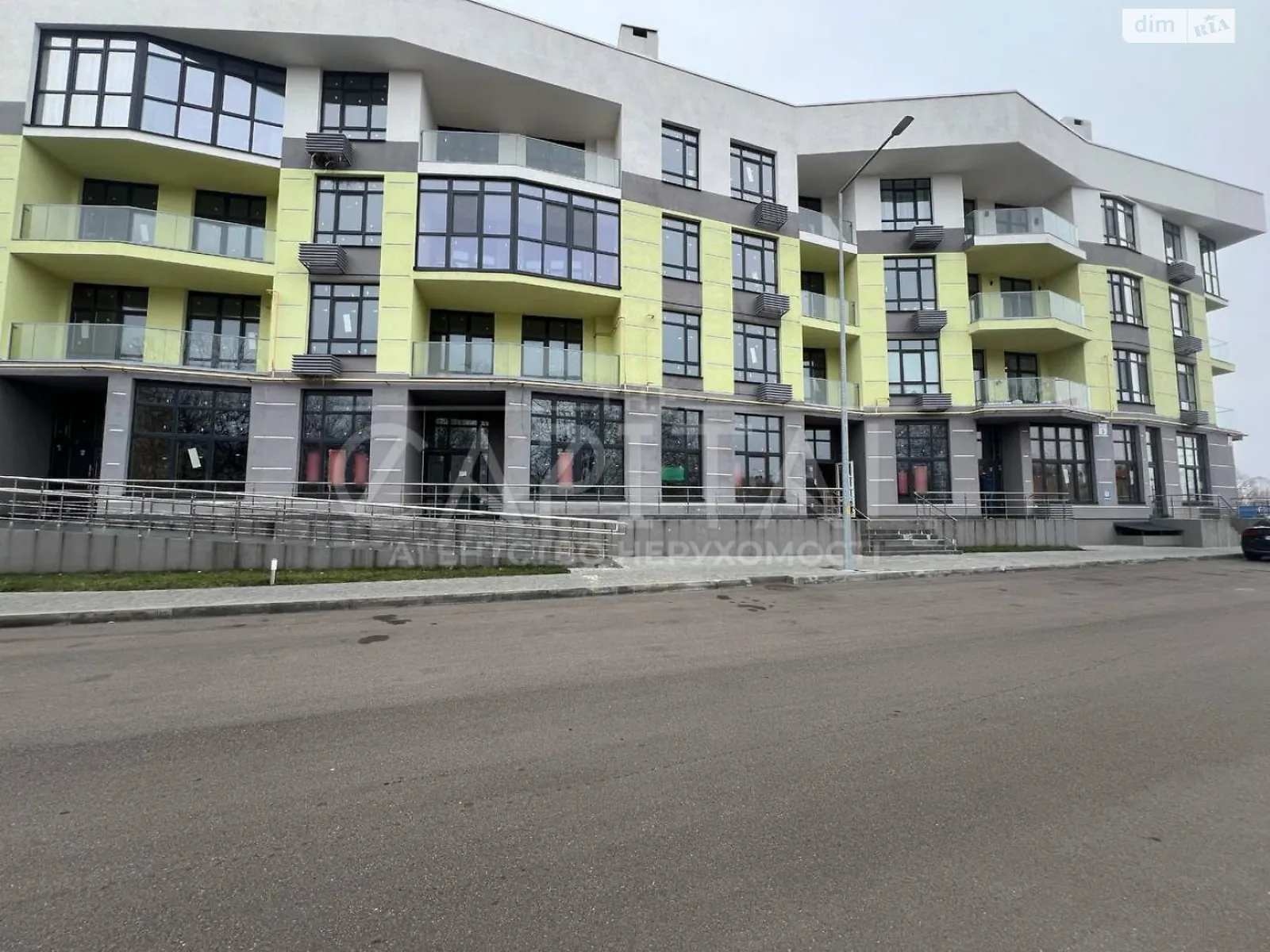 Сдается в аренду помещения свободного назначения 239.98 кв. м в 4-этажном здании, цена: 2000 $ - фото 1