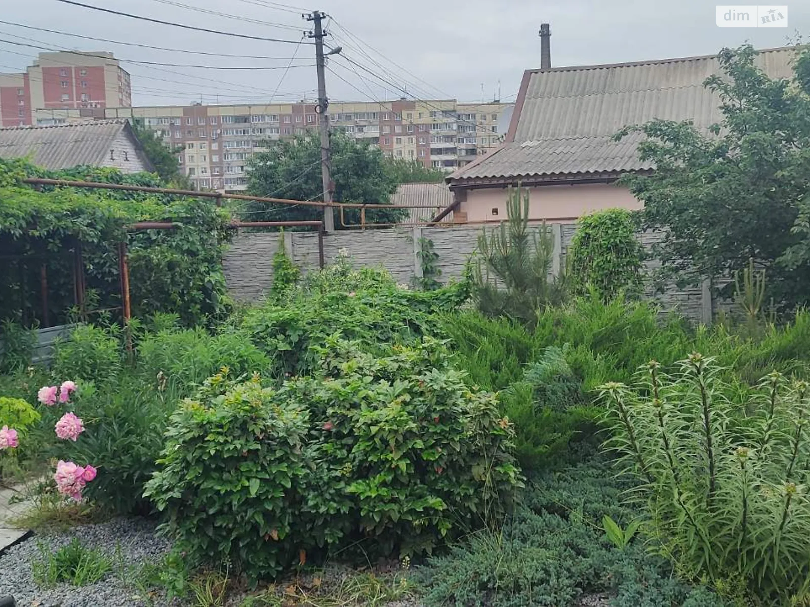 Продается одноэтажный дом 285 кв. м с садом, цена: 67000 $ - фото 1