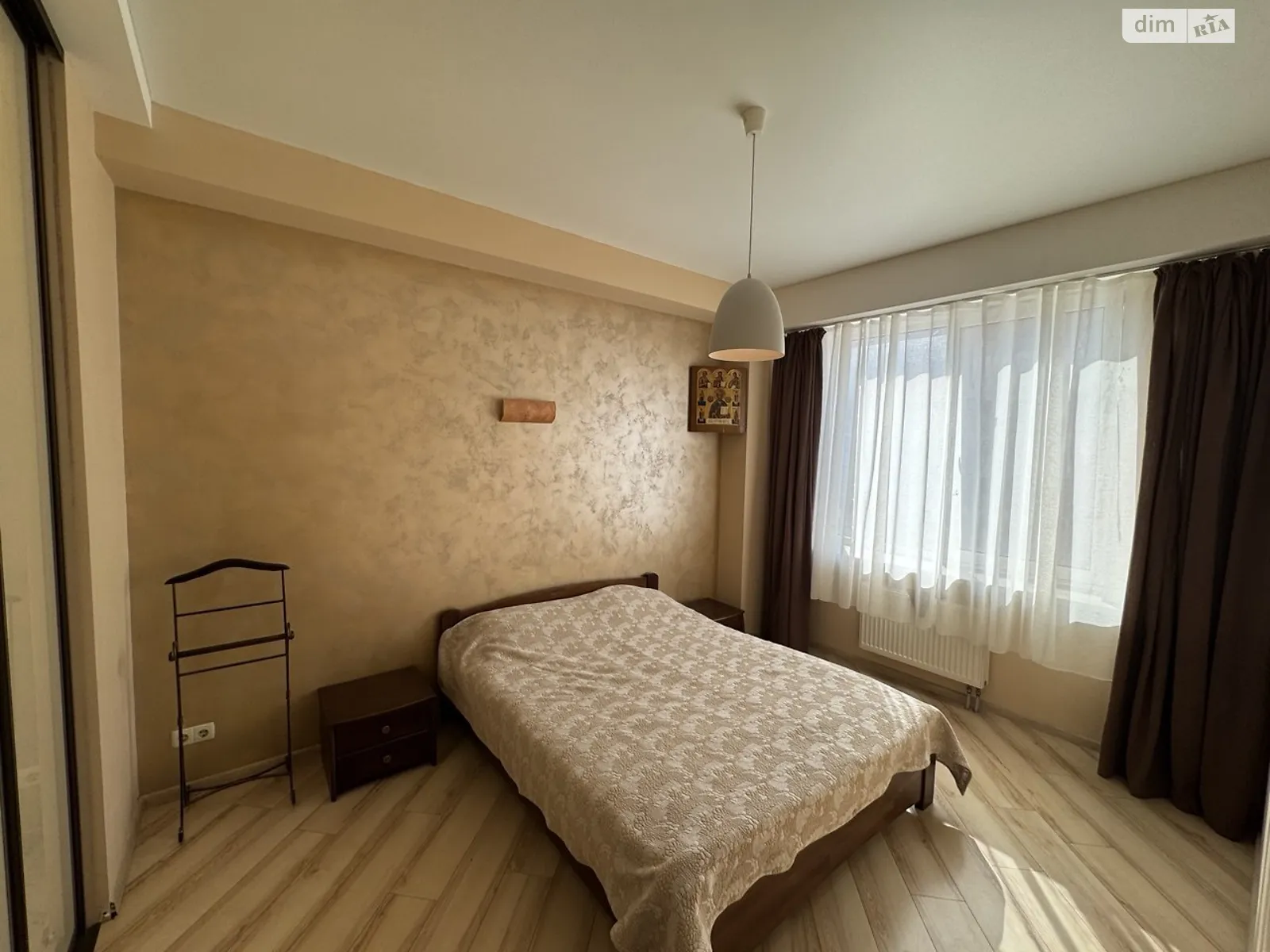 Продается 2-комнатная квартира 63.4 кв. м в Одессе, ул. Армейская, 8Г - фото 1