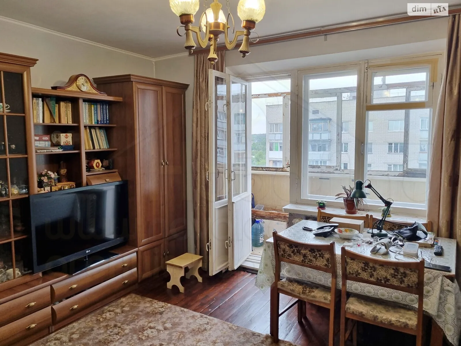 Продается 4-комнатная квартира 80.5 кв. м в Чернигове, просп. Победы - фото 1