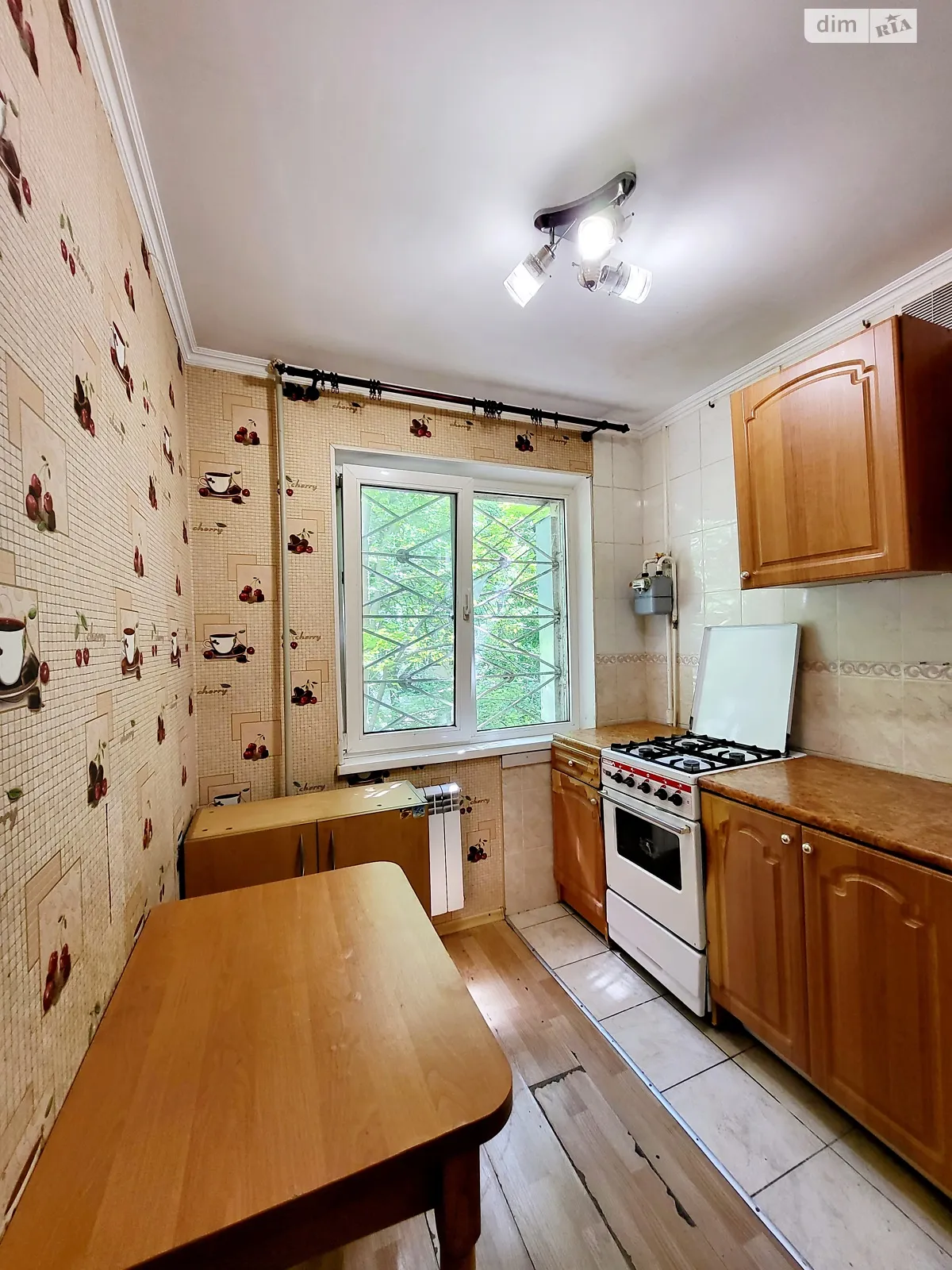 Сдается в аренду 2-комнатная квартира 43 кв. м в Одессе, ул. Радостная, 11 - фото 1