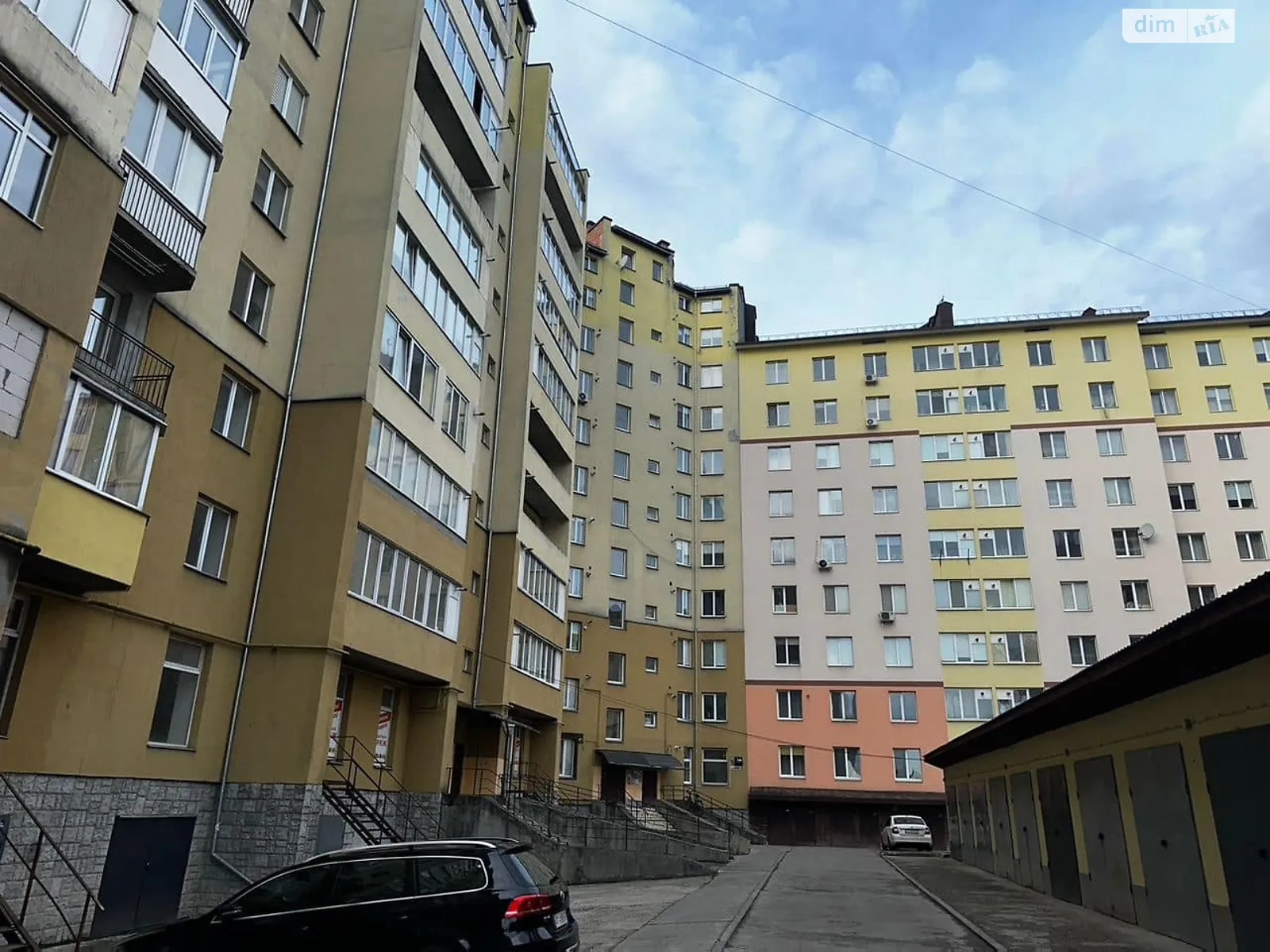 Продается 1-комнатная квартира 45 кв. м в Ивано-Франковске, ул. Химиков, 21 - фото 1
