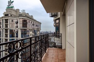Продаж квартири, Одеса, р‑н. Приморський, Італійський бульвар, буд. 1В