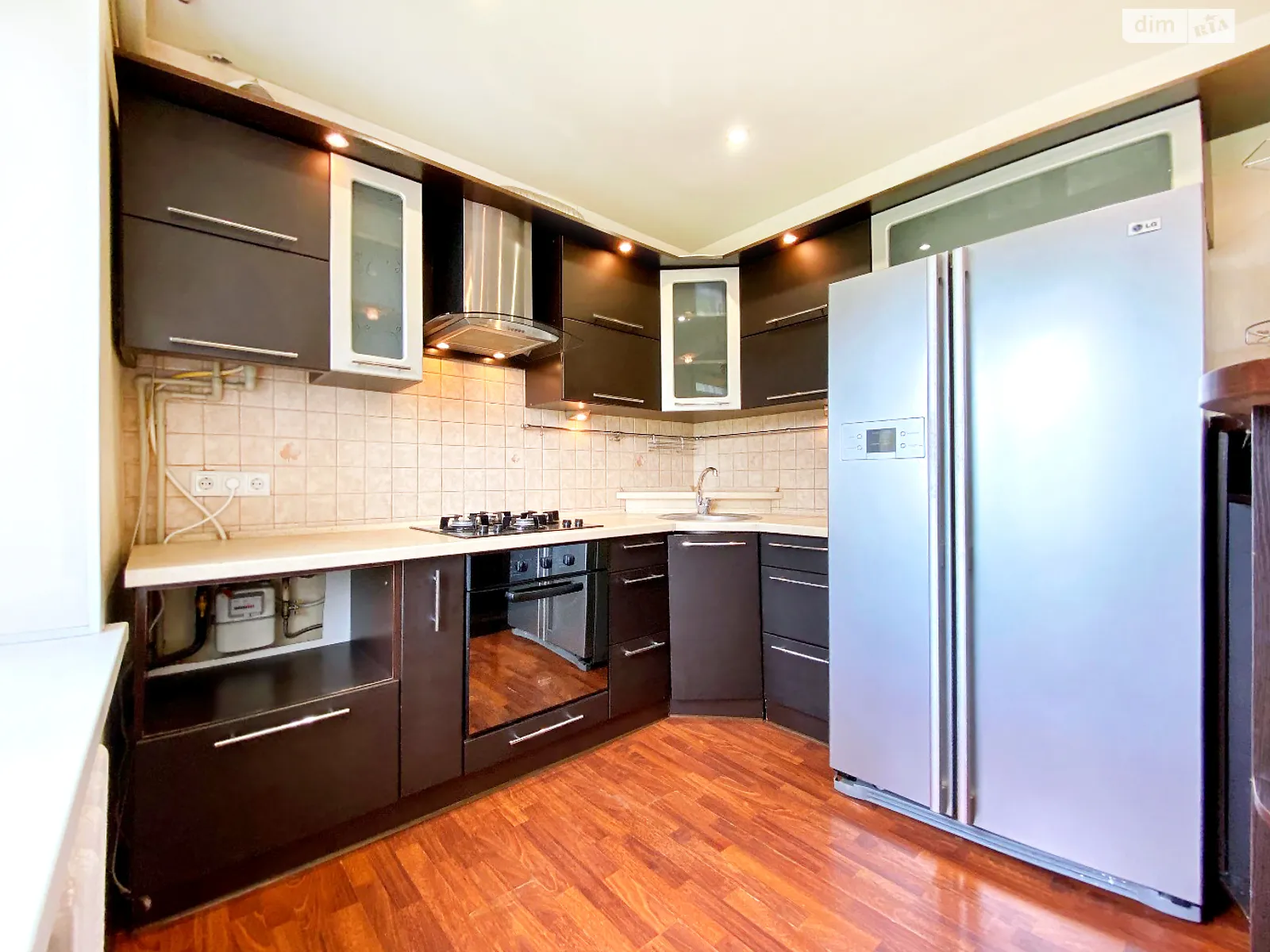 Продается 3-комнатная квартира 55 кв. м в Днепре, просп. Слобожанский - фото 1