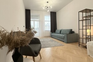 Продажа квартиры, Львов, р‑н. Подзамче, Волынская улица, дом 5