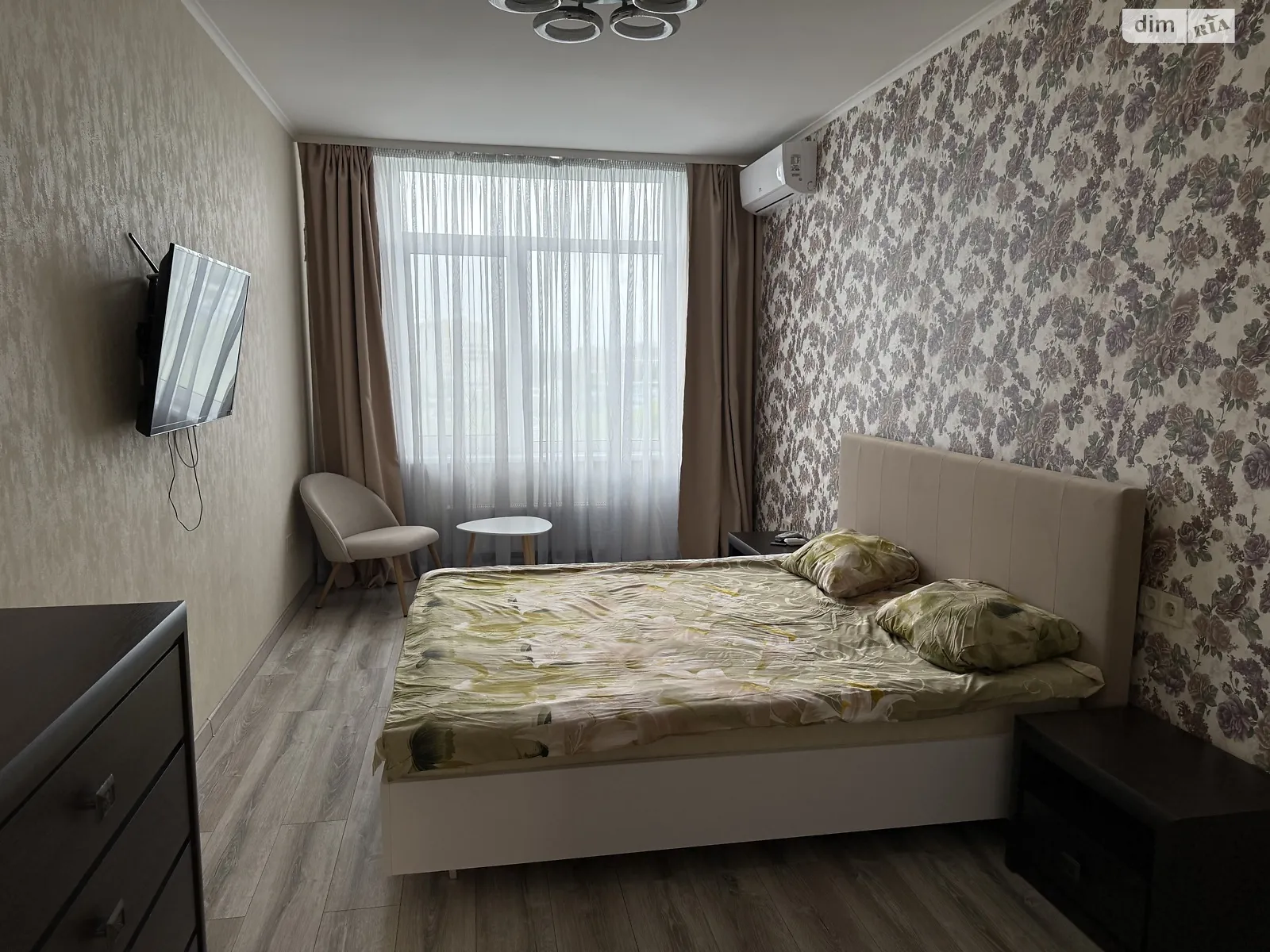 Сдается в аренду 1-комнатная квартира 49 кв. м в Киеве, ул. Юношеская, 4 - фото 1