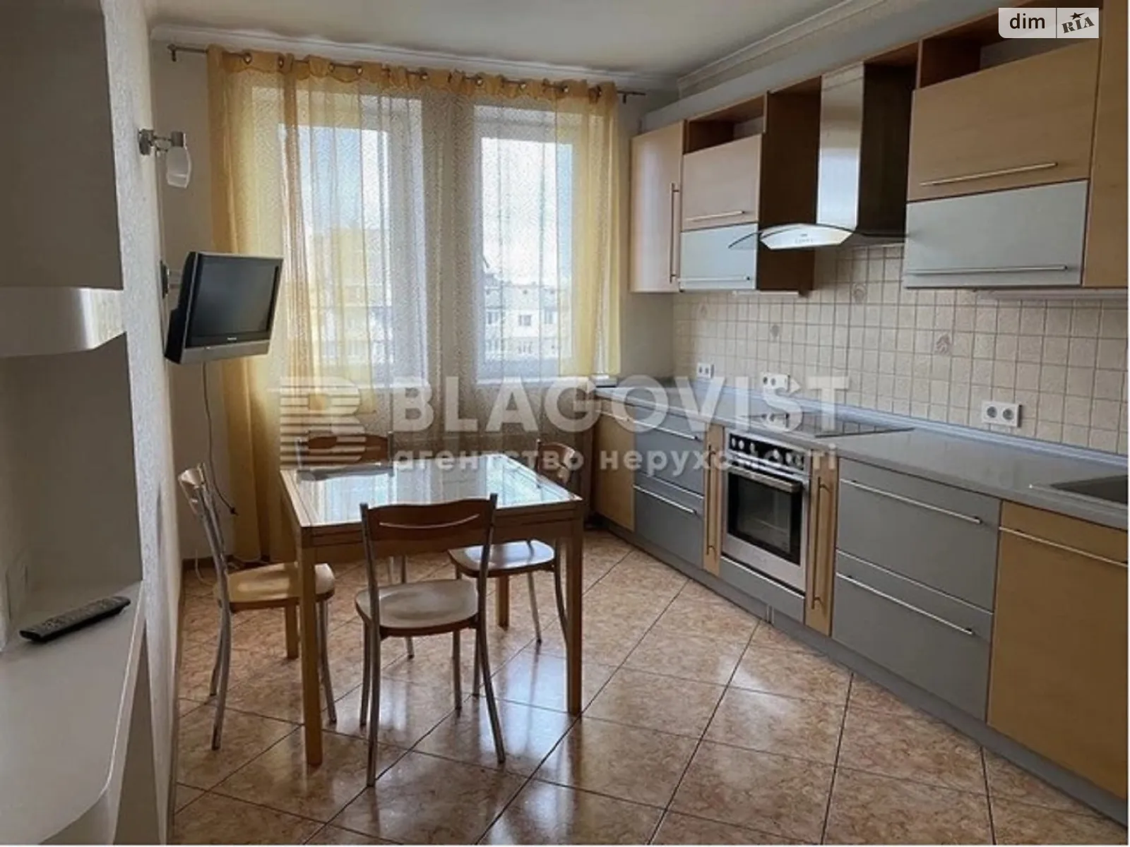 Продается 2-комнатная квартира 69 кв. м в Киеве - фото 1