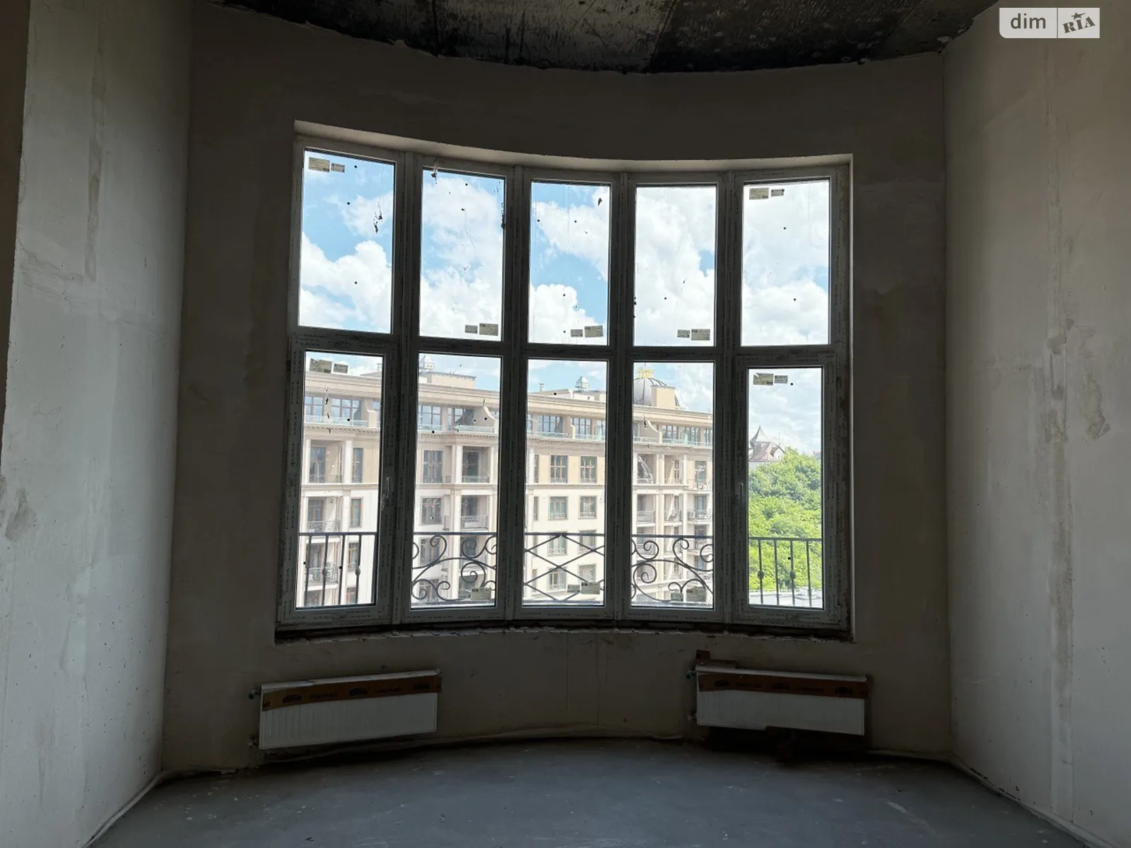 Продається 5-кімнатна квартира 267 кв. м у Києві, вул. Михайла Бойчука, 19А - фото 1