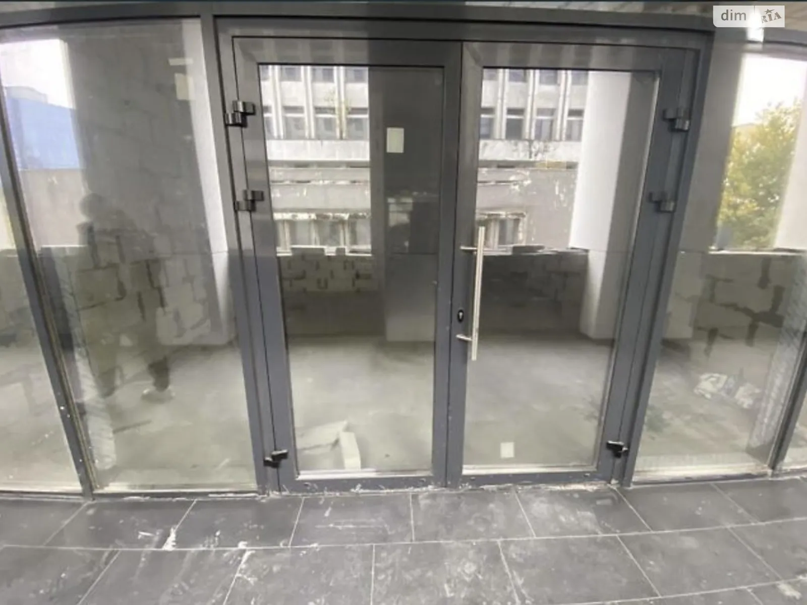 Сдается в аренду помещения свободного назначения 58 кв. м в 2-этажном здании, цена: 650 $ - фото 1