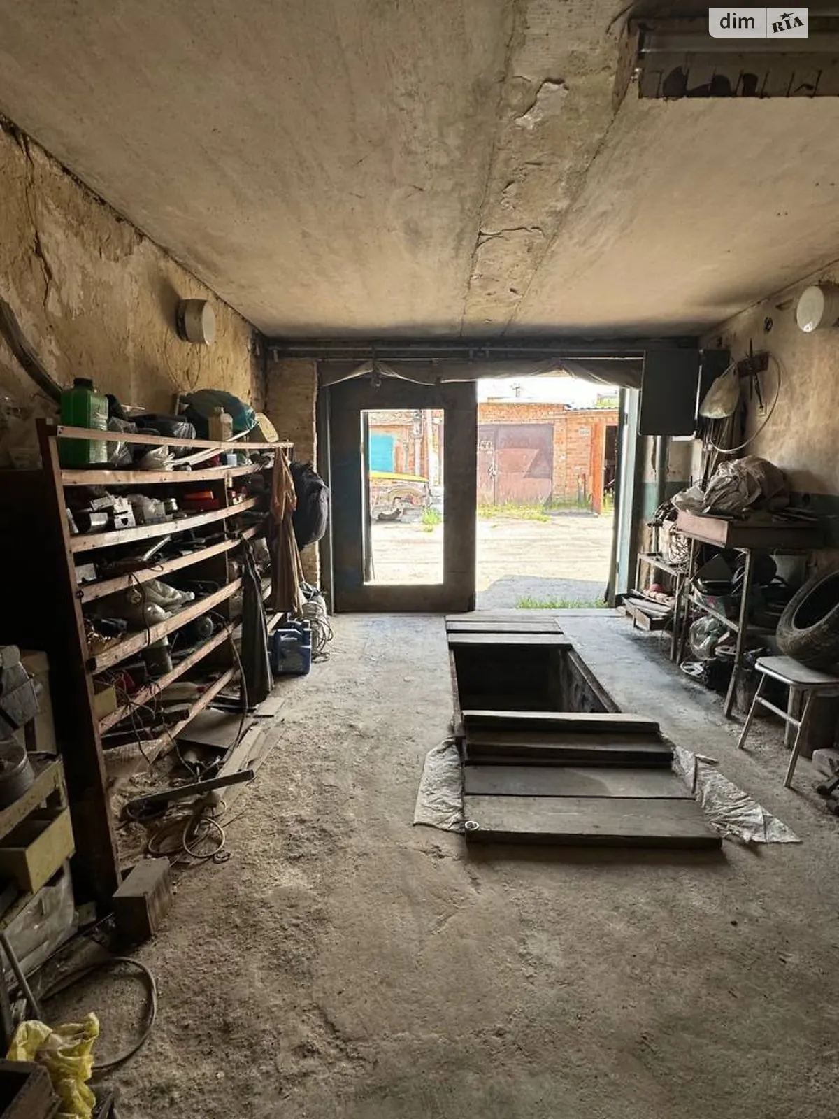 Продається місце в гаражному кооперативі під легкове авто на 22 кв. м, цена: 4500 $ - фото 1
