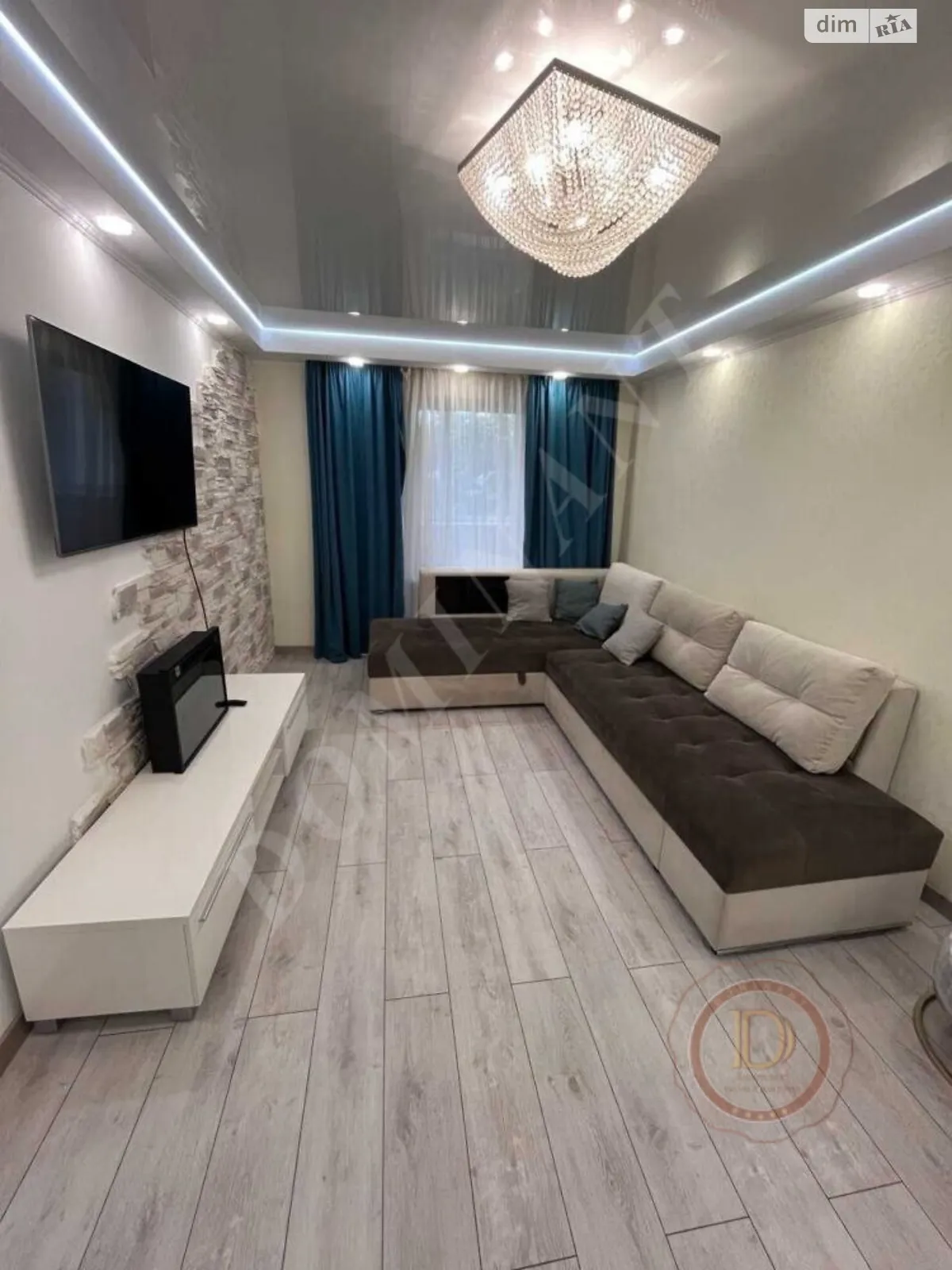 3-комнатная квартира 70 кв. м в Запорожье, просп. Юбилейный - фото 1