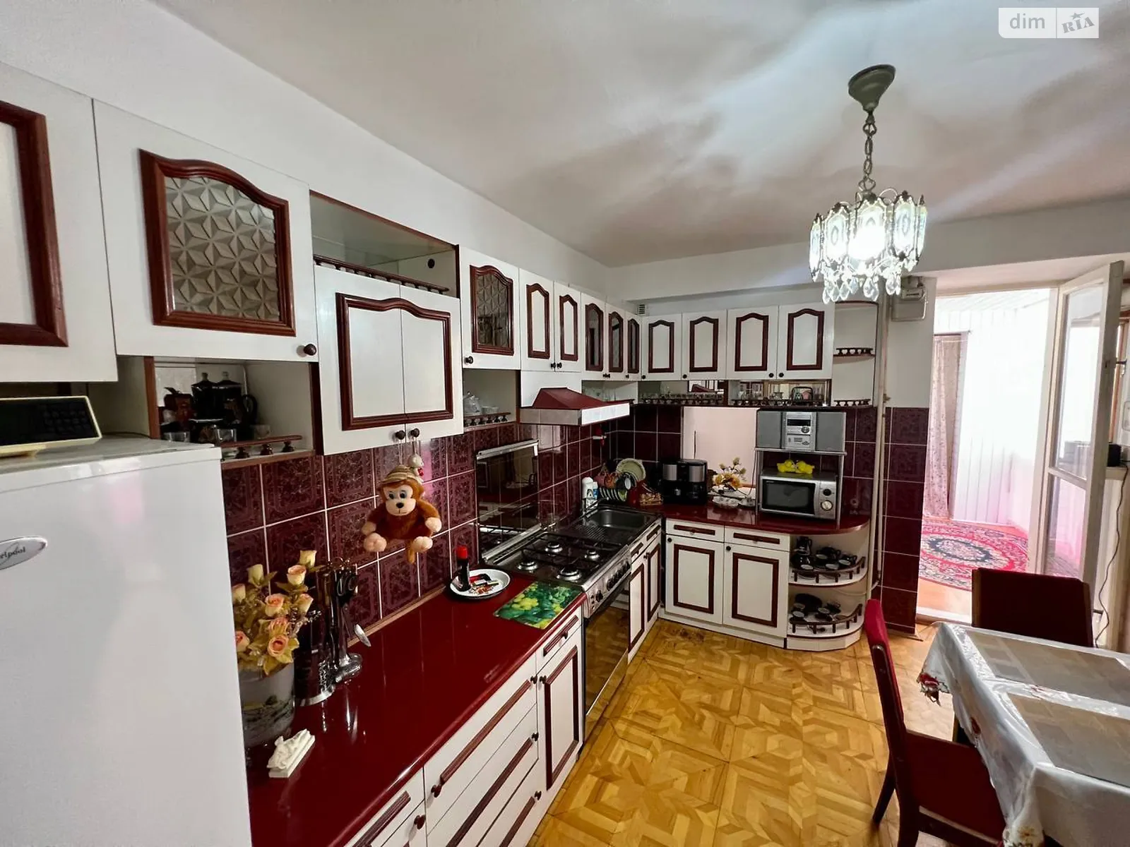 Сдается в аренду 3-комнатная квартира 87 кв. м в Ивано-Франковске, ул. Галицкая - фото 1