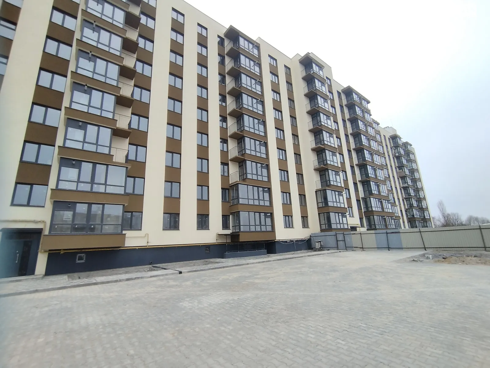 Продается 1-комнатная квартира 46 кв. м в Виннице, ул. Сергея Зулинского - фото 1