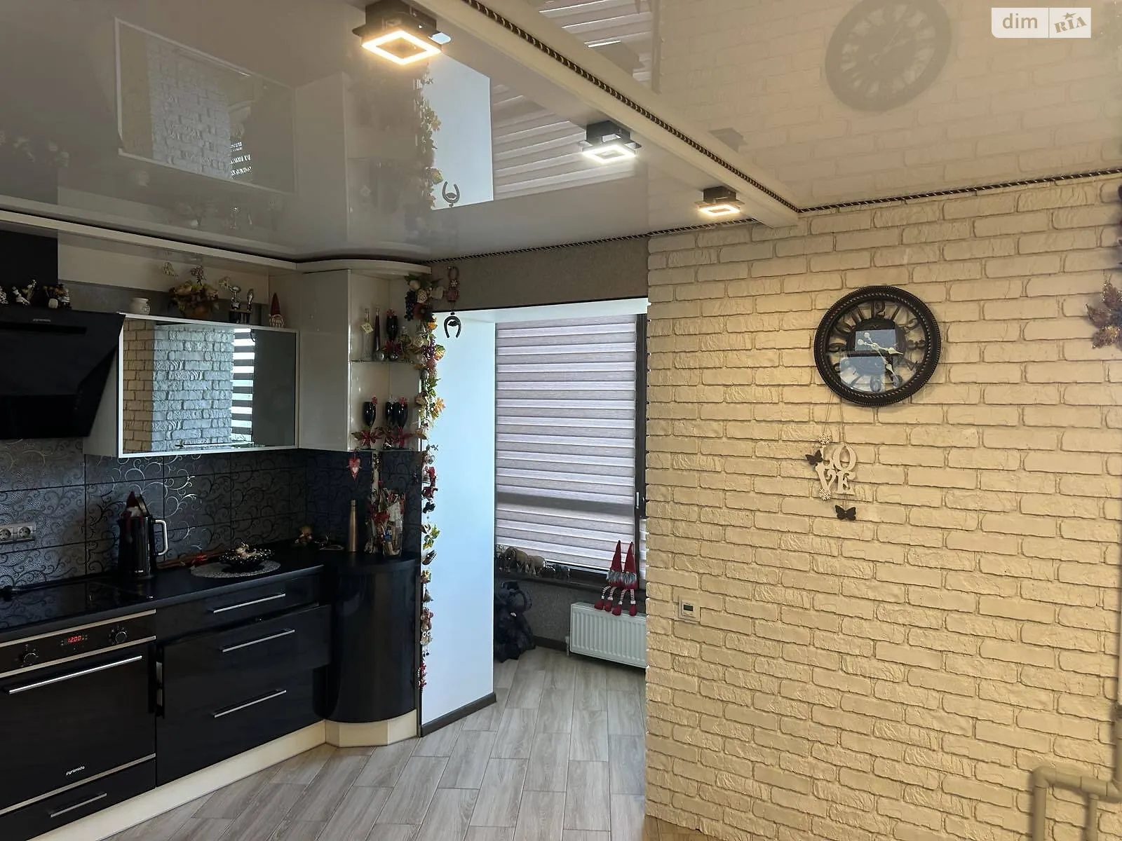 Продается 2-комнатная квартира 60 кв. м в Черкассах, цена: 150000 $ - фото 1
