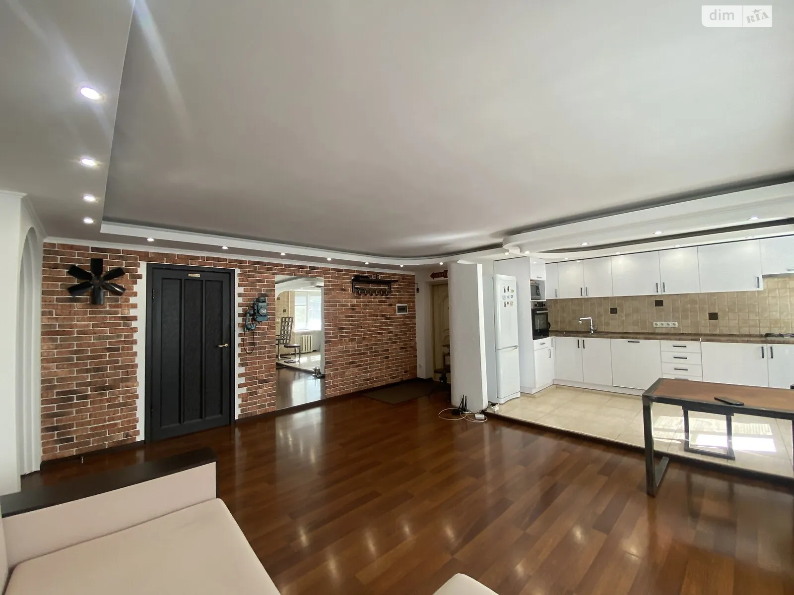 Продается 4-комнатная квартира 84 кв. м в Одессе, цена: 84000 $ - фото 1