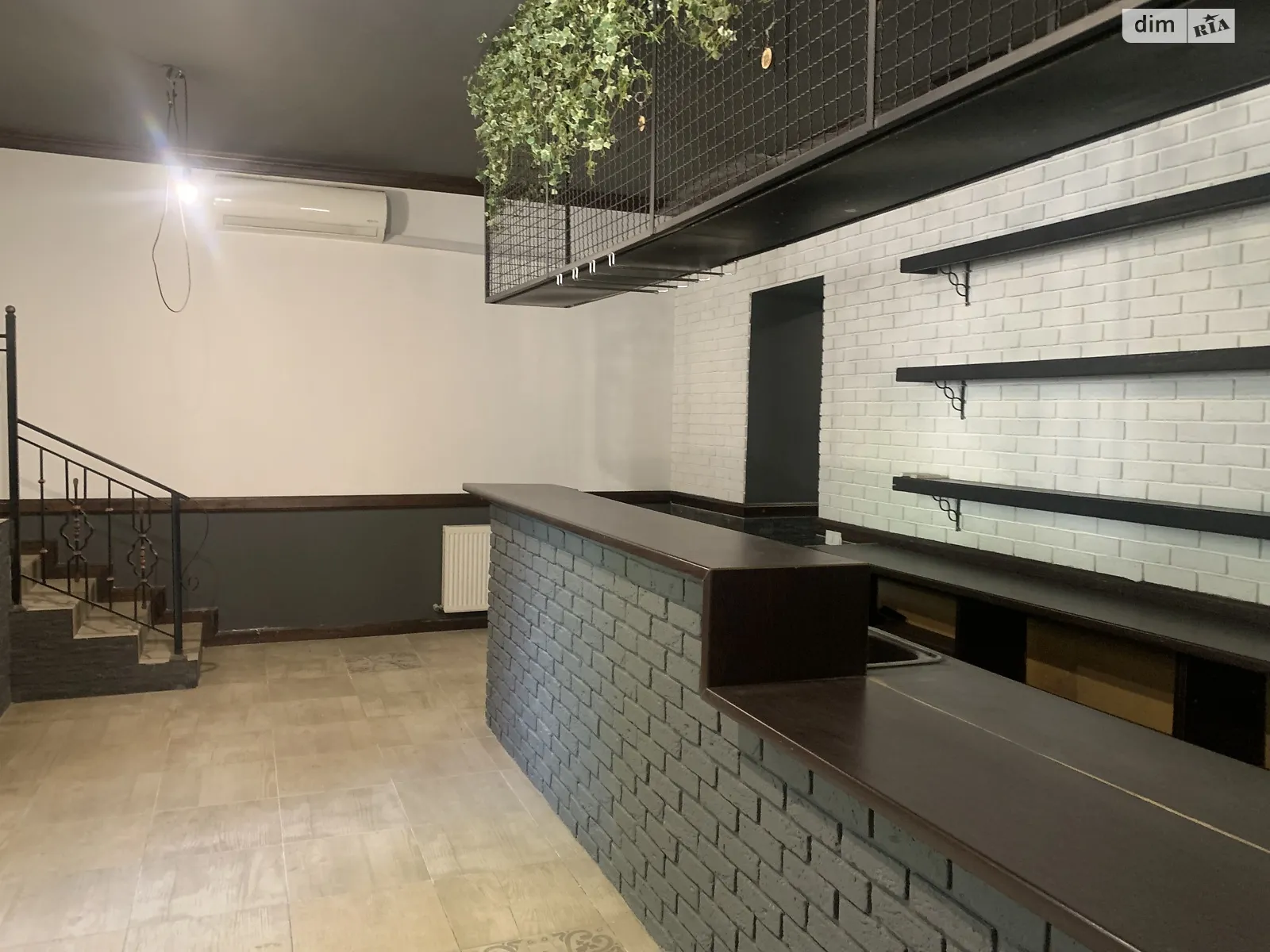 Продается помещения свободного назначения 95 кв. м в 4-этажном здании, цена: 110000 $ - фото 1