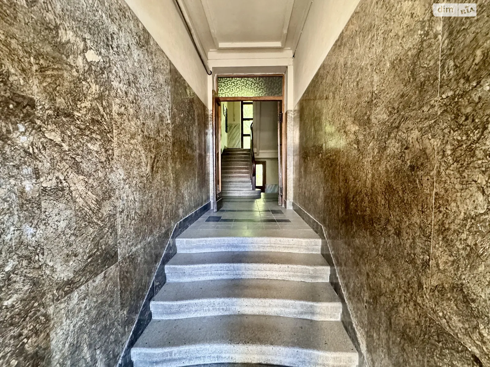 Продається 3-кімнатна квартира 81 кв. м у Львові, цена: 132000 $ - фото 1