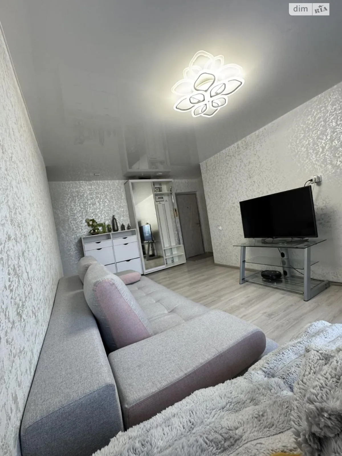 Продається 3-кімнатна квартира 63.1 кв. м у Дніпрі, цена: 57900 $ - фото 1