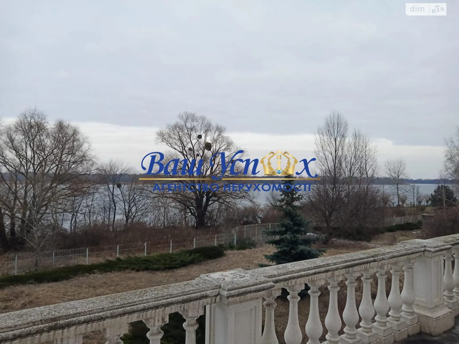 Продається будинок 2 поверховий 1200 кв. м з садом, цена: 4500000 $ - фото 1