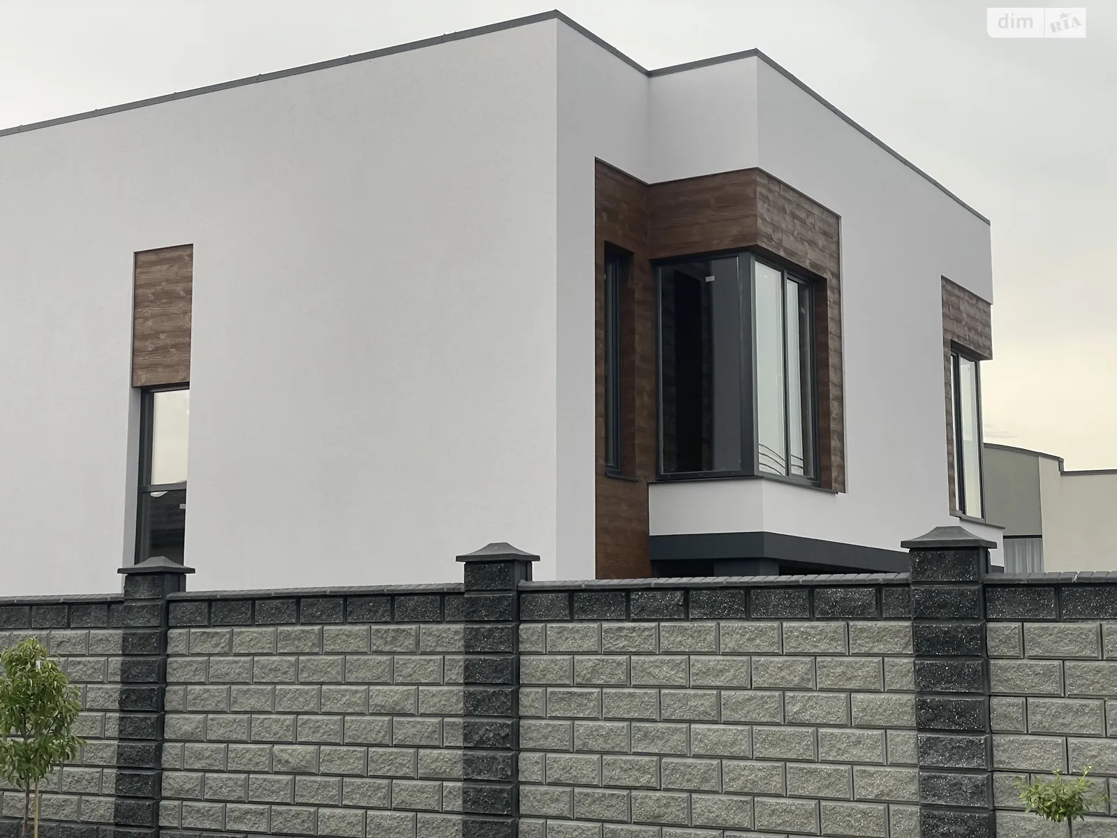 Продається частина будинку 115 кв. м з балконом, цена: 100000 $ - фото 1