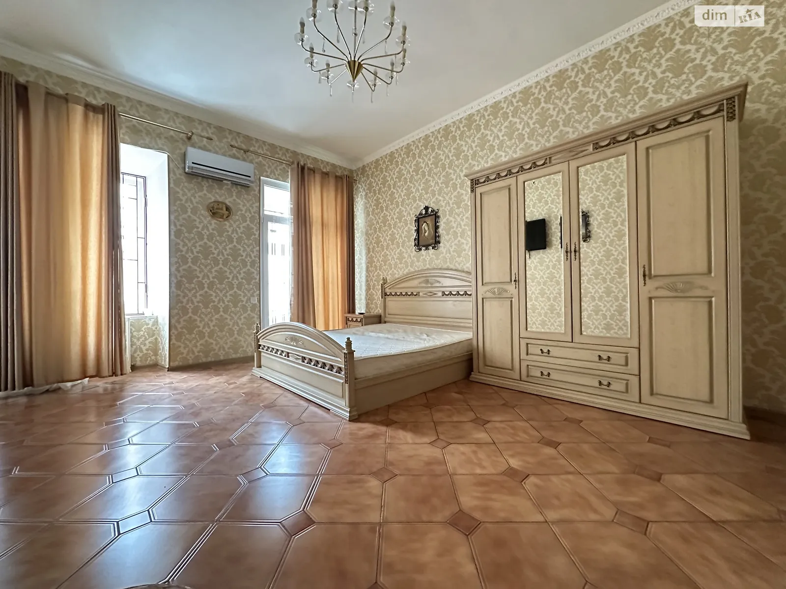 Сдается в аренду 2-комнатная квартира 85 кв. м в Одессе, пер. Воронцовский, 6 - фото 1