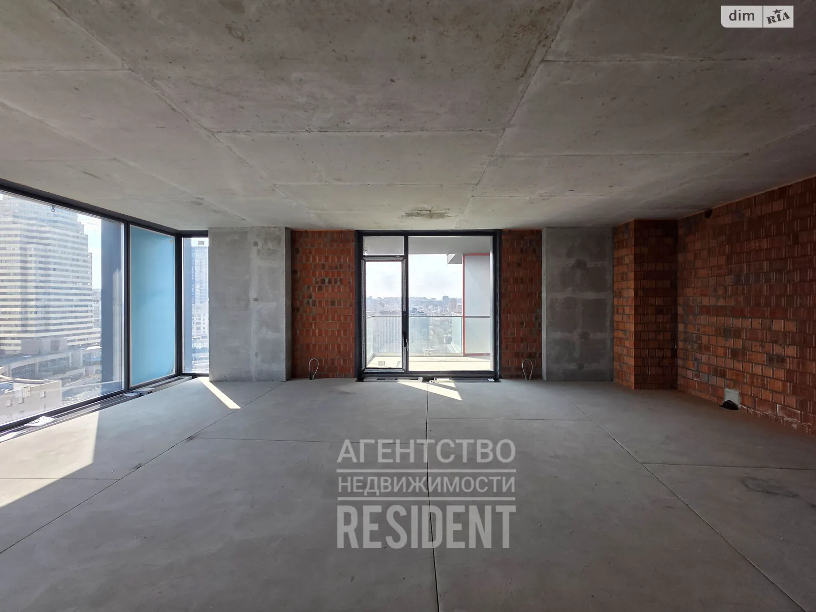 Продается 4-комнатная квартира 103 кв. м в Днепре, ул. Сичеславская Набережная, 39Б - фото 1