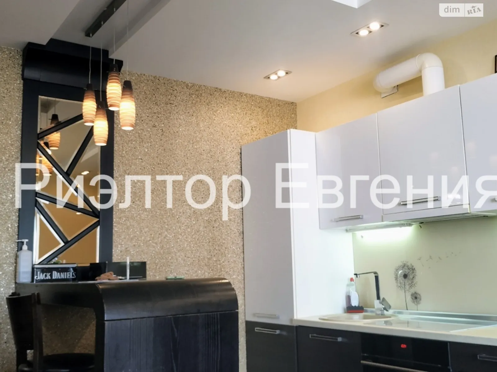 Здається в оренду 1-кімнатна квартира 60 кв. м у Одесі, вул. Кленова, 2А - фото 1