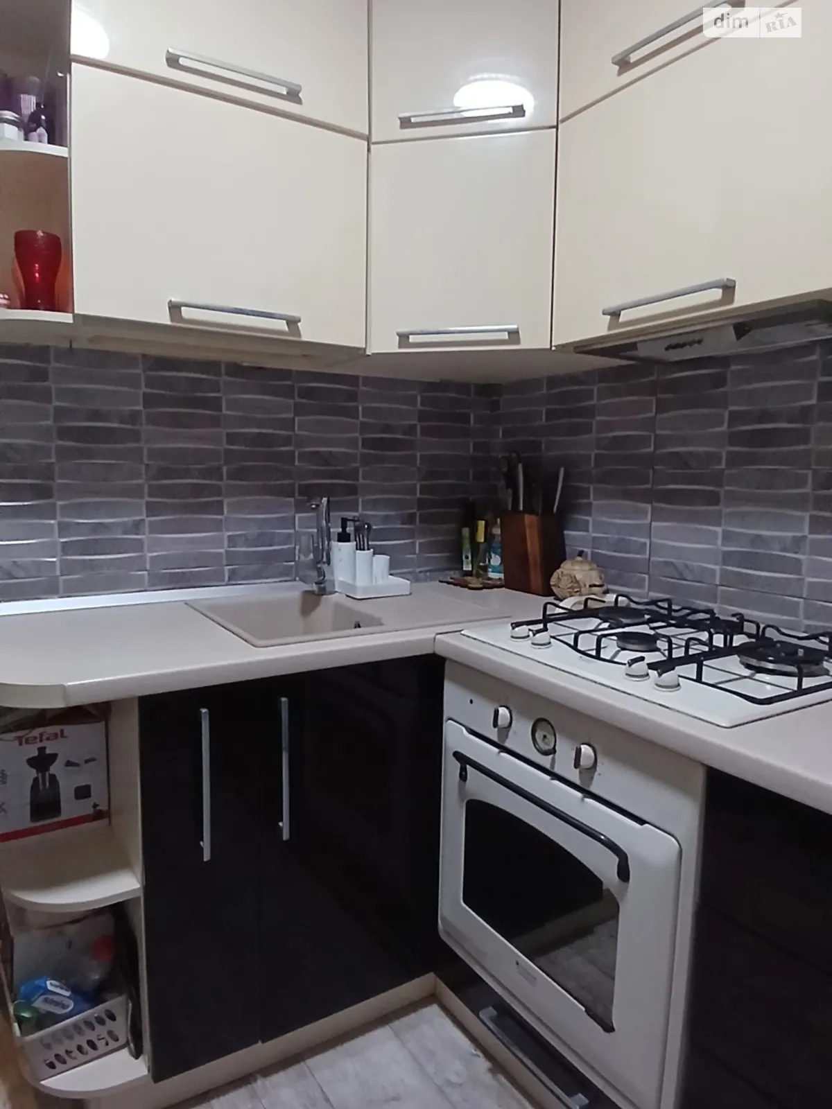 Продається 3-кімнатна квартира 47.8 кв. м у Полтаві, вул. Баленка, 1А - фото 1