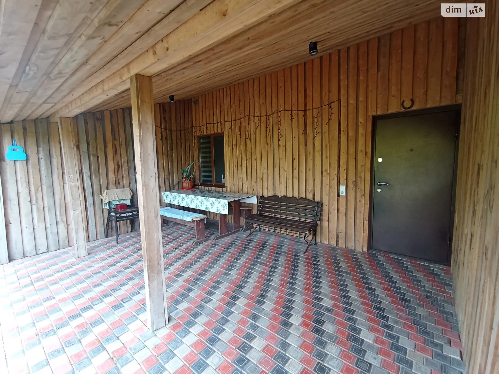 Продается дом на 2 этажа 143 кв. м с балконом, цена: 75000 $ - фото 1