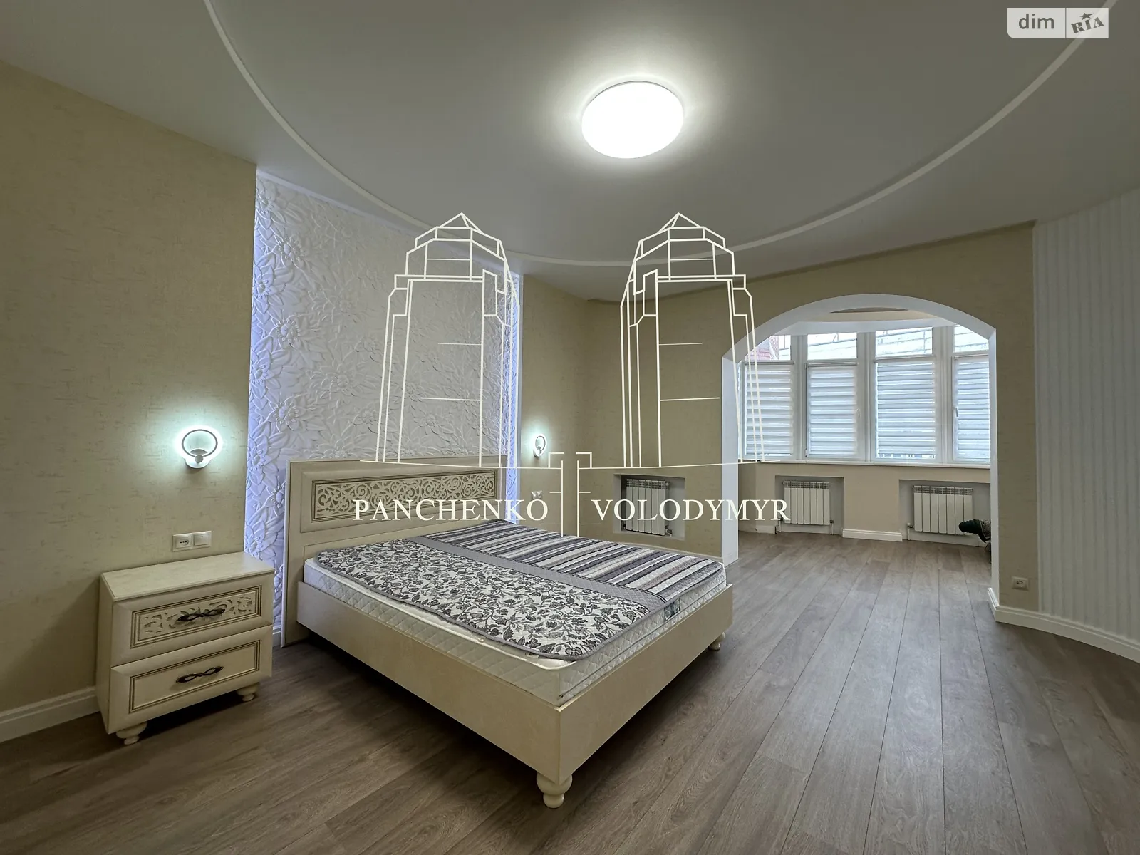 Сдается в аренду 3-комнатная квартира 145 кв. м в Днепре - фото 1