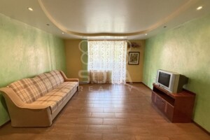 Продажа квартиры, Киев, р‑н. Новая Дарница, ст.м. Харьковская, Тростянецкая улица, дом 97