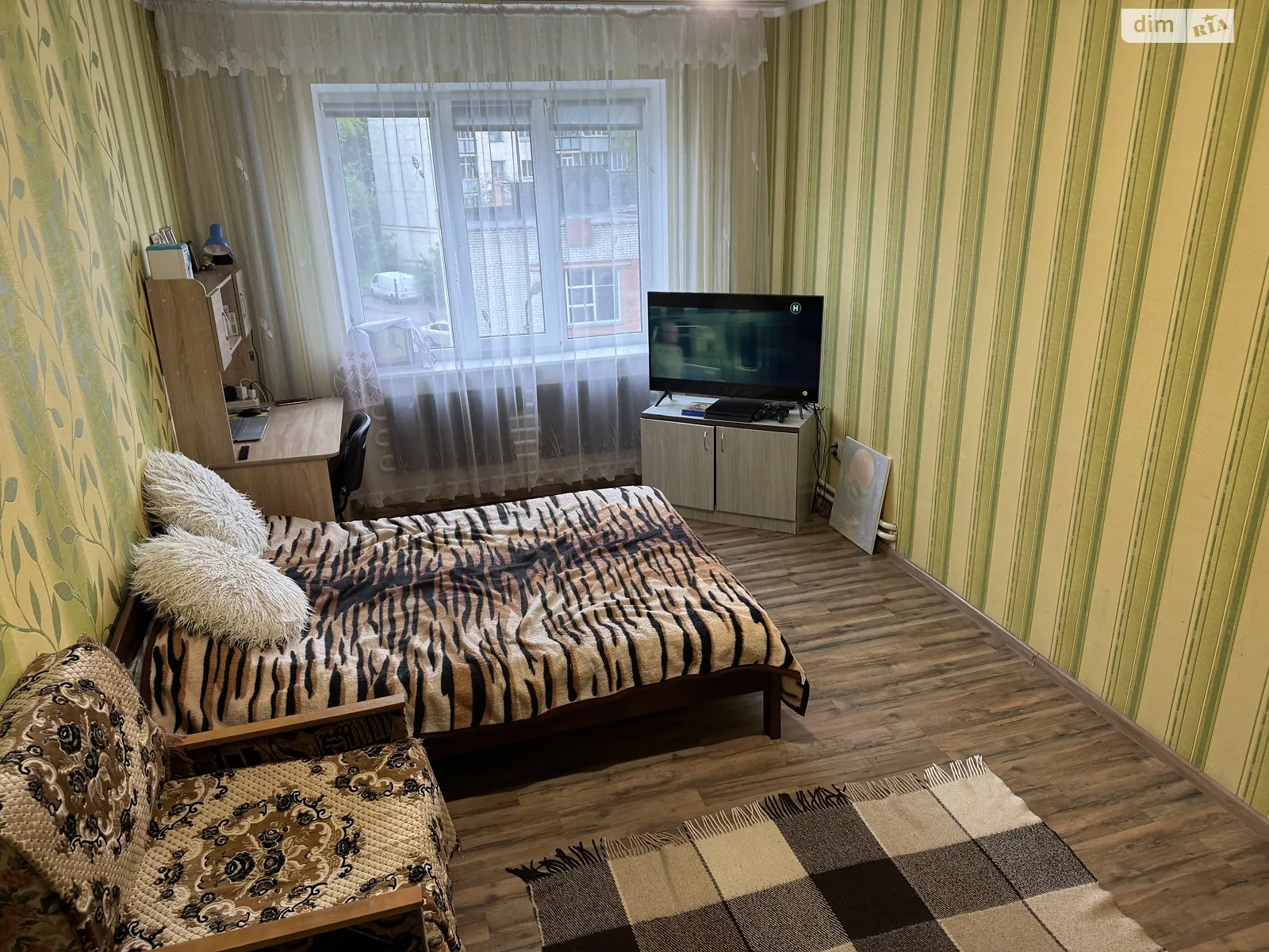 Продается 1-комнатная квартира 40 кв. м в Чернигове, ул. Летная, 41 - фото 1