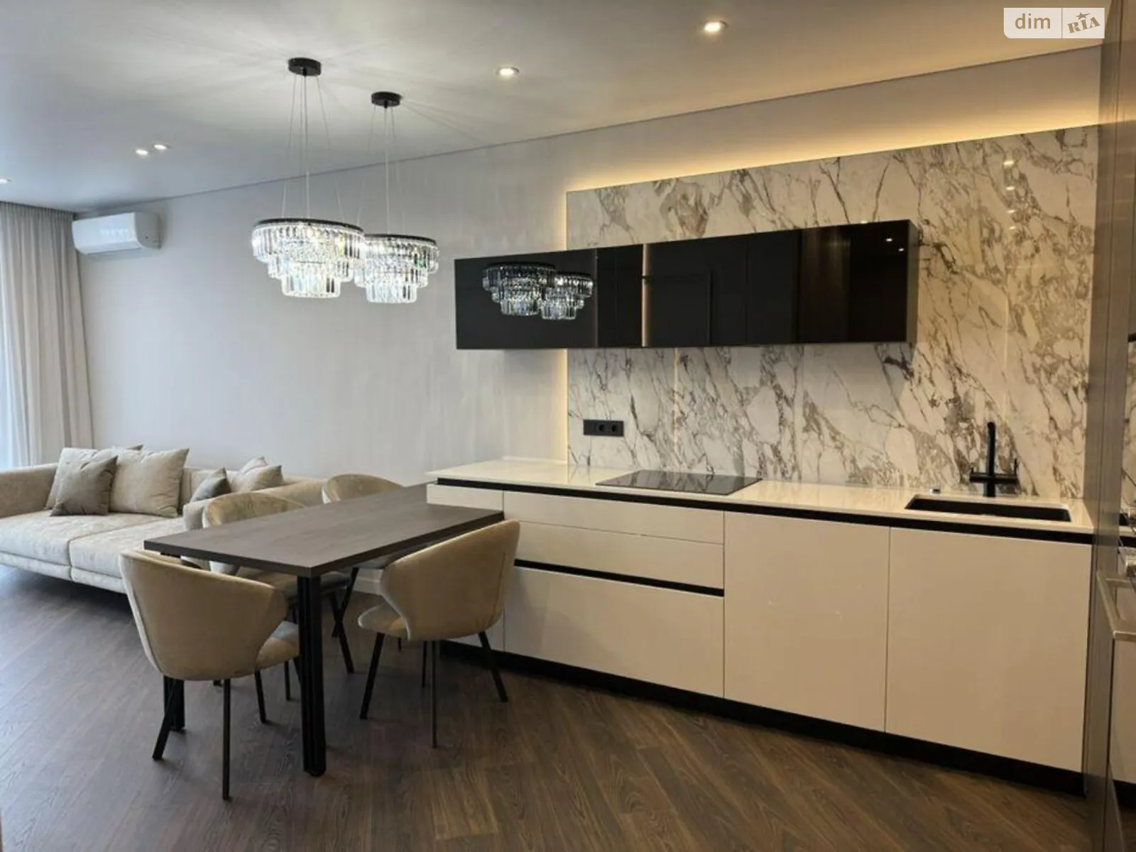 Продается 2-комнатная квартира 63 кв. м в Киеве, наб. Днепровская, 20А - фото 1