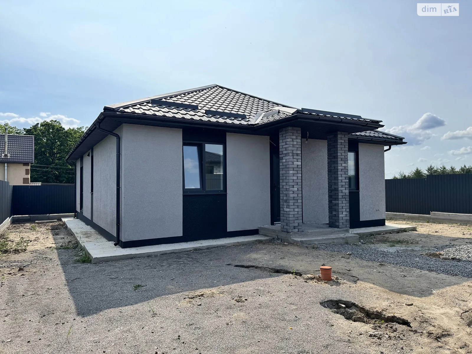 Продається одноповерховий будинок 110 кв. м з балконом, цена: 76000 $ - фото 1