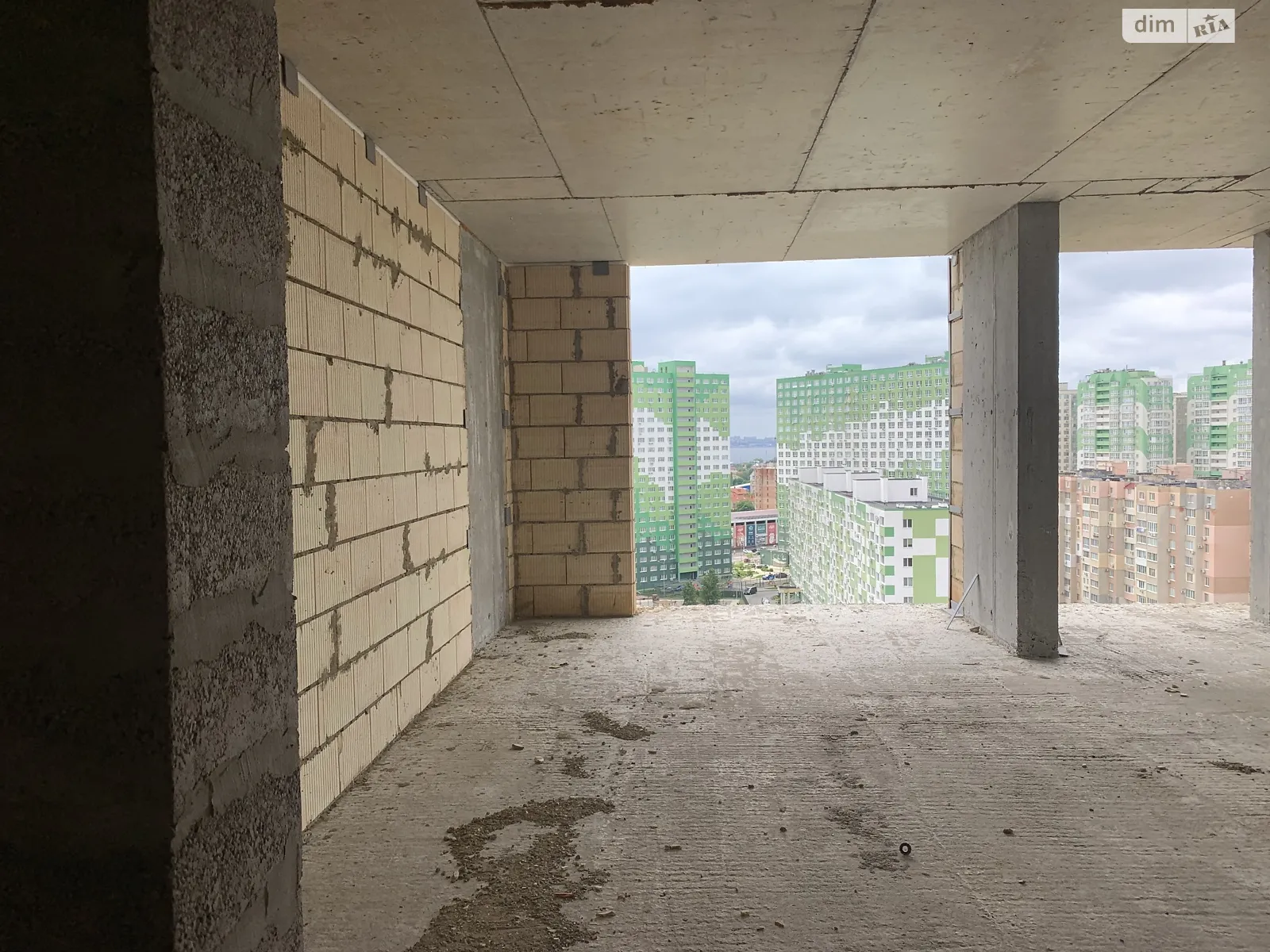 Продается 3-комнатная квартира 72.93 кв. м в Одессе, ул. Академика Сахарова - фото 1