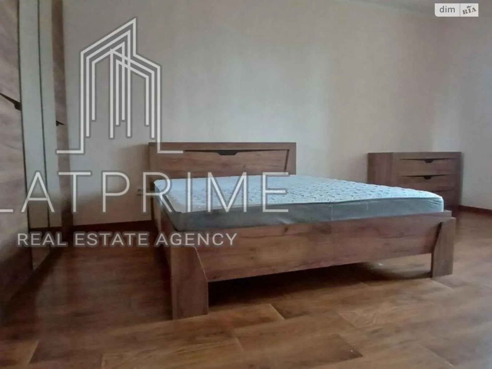 Продається 2-кімнатна квартира 78.1 кв. м у Києві, вул. Ревуцького, 54 - фото 1