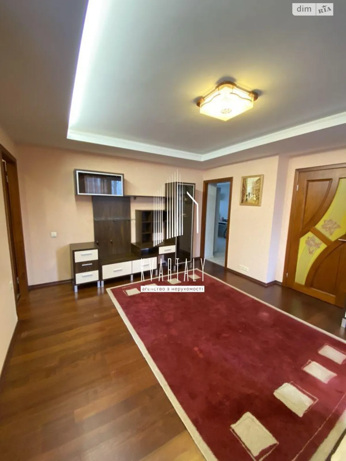 Продается 2-комнатная квартира 68 кв. м в Киеве, ул. Владимирская, 89/91 - фото 1