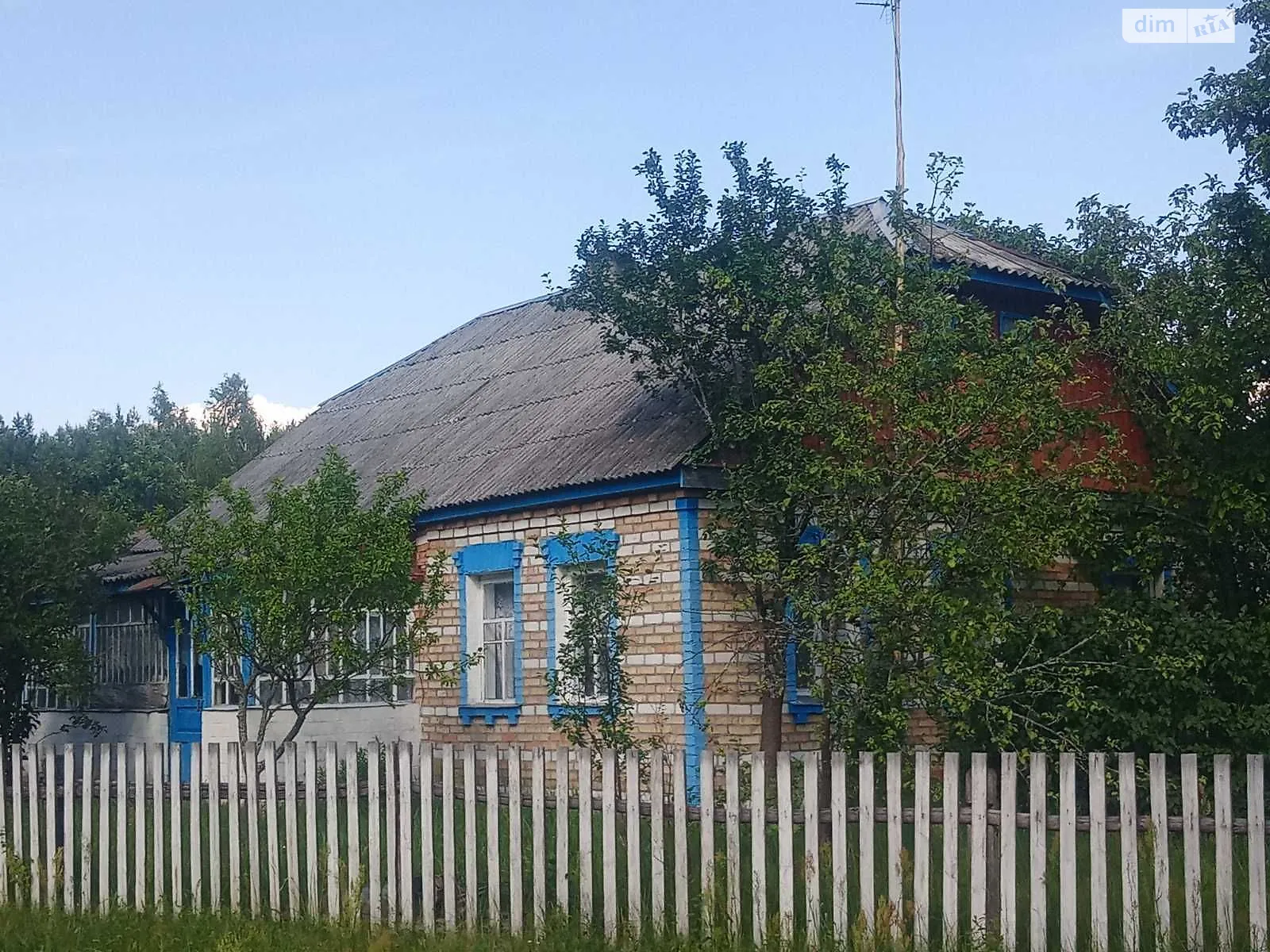 Продается одноэтажный дом 108 кв. м с мансардой, цена: 15000 € - фото 1