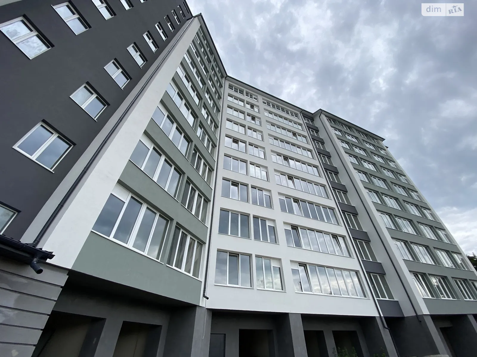 Продається 2-кімнатна квартира 72 кв. м у Івано-Франківську, вул. Українських Декабристів, 58 - фото 1