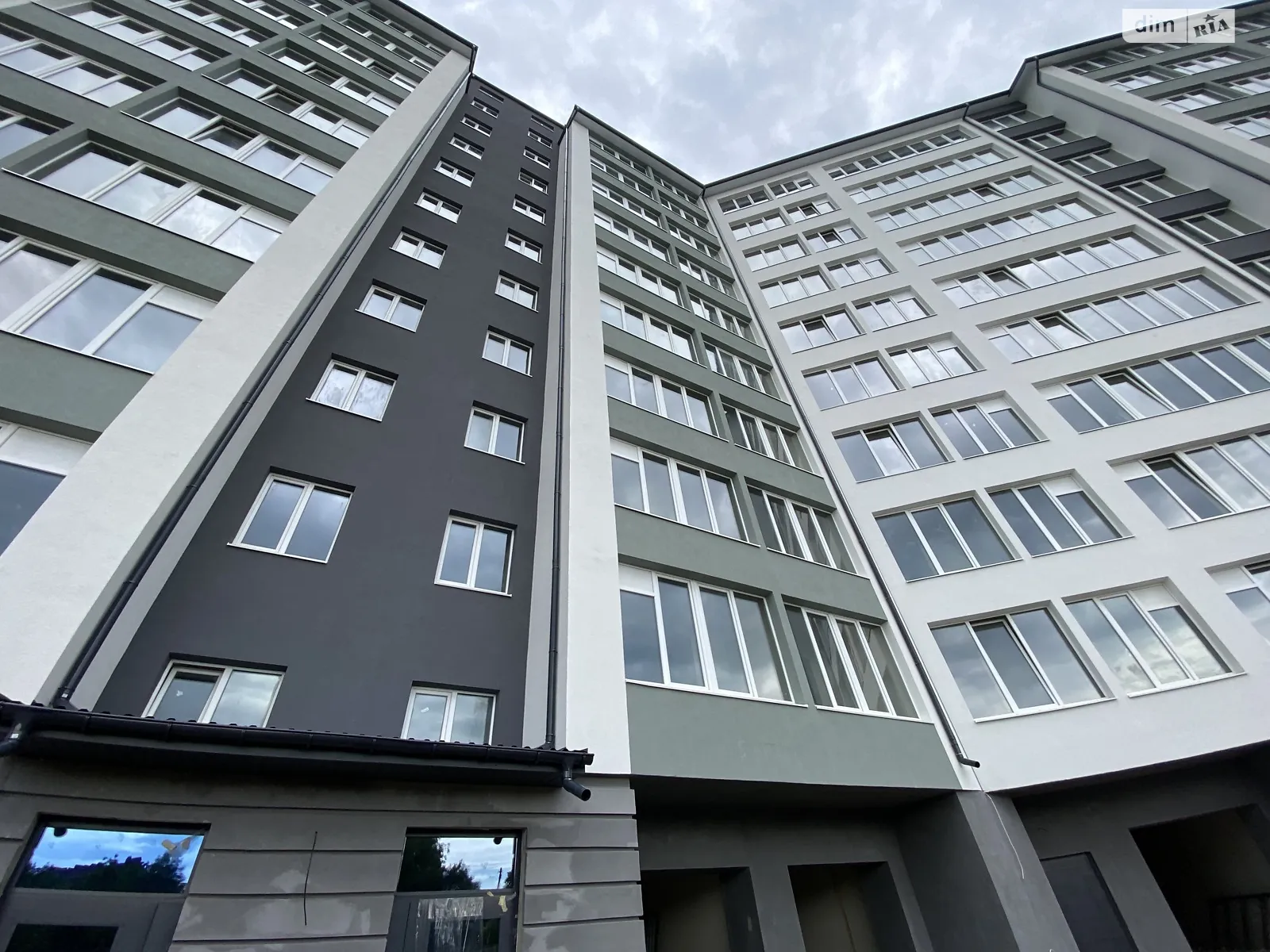 Продається 1-кімнатна квартира 47 кв. м у Івано-Франківську, вул. Українських Декабристів, 58 - фото 1