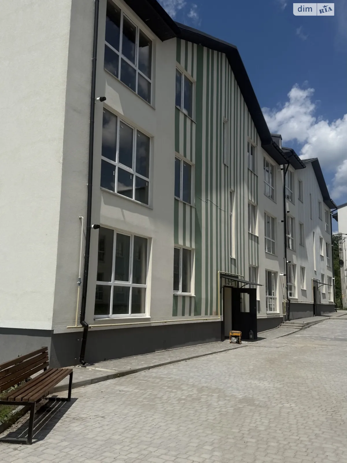 Продается 1-комнатная квартира 40.3 кв. м в Виннице, ул. Родниковая, 3 - фото 1