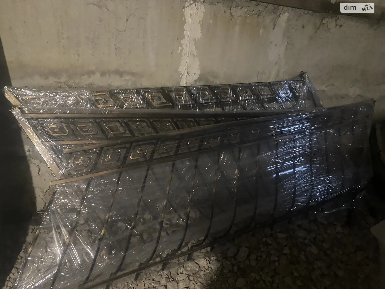 Продается дом на 2 этажа 280 кв. м с баней/сауной, цена: 150000 $ - фото 1
