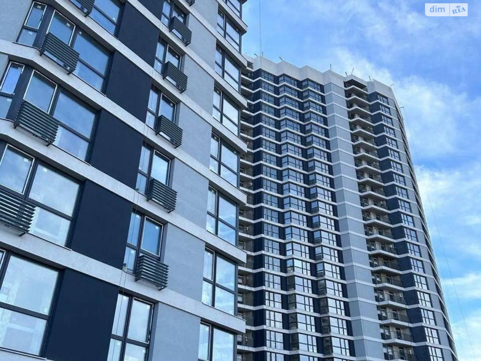 Продается 2-комнатная квартира 106 кв. м в Киеве, просп. Николая  Бажана - фото 1