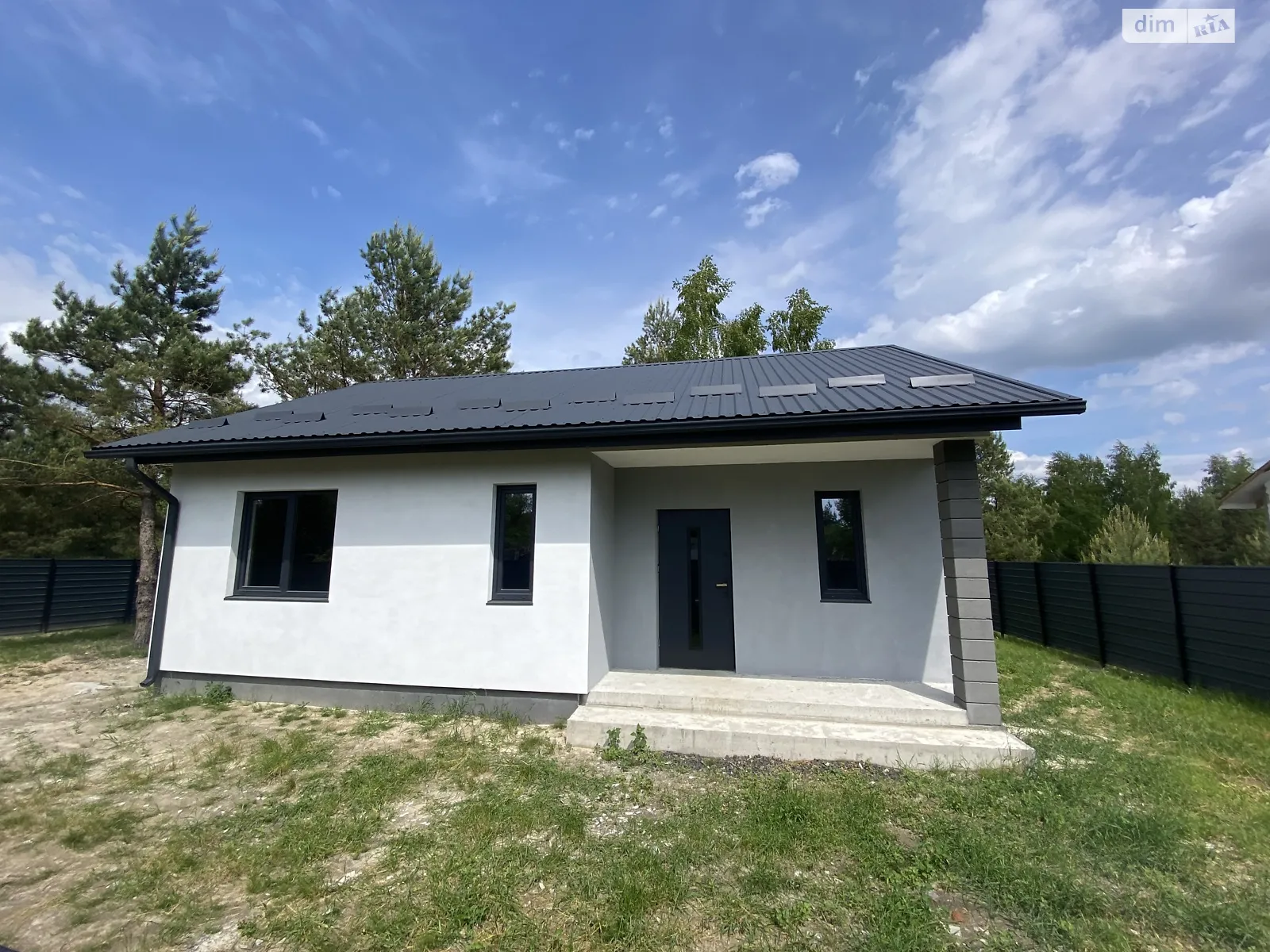 Продается одноэтажный дом 80 кв. м с бассейном, цена: 50000 $ - фото 1