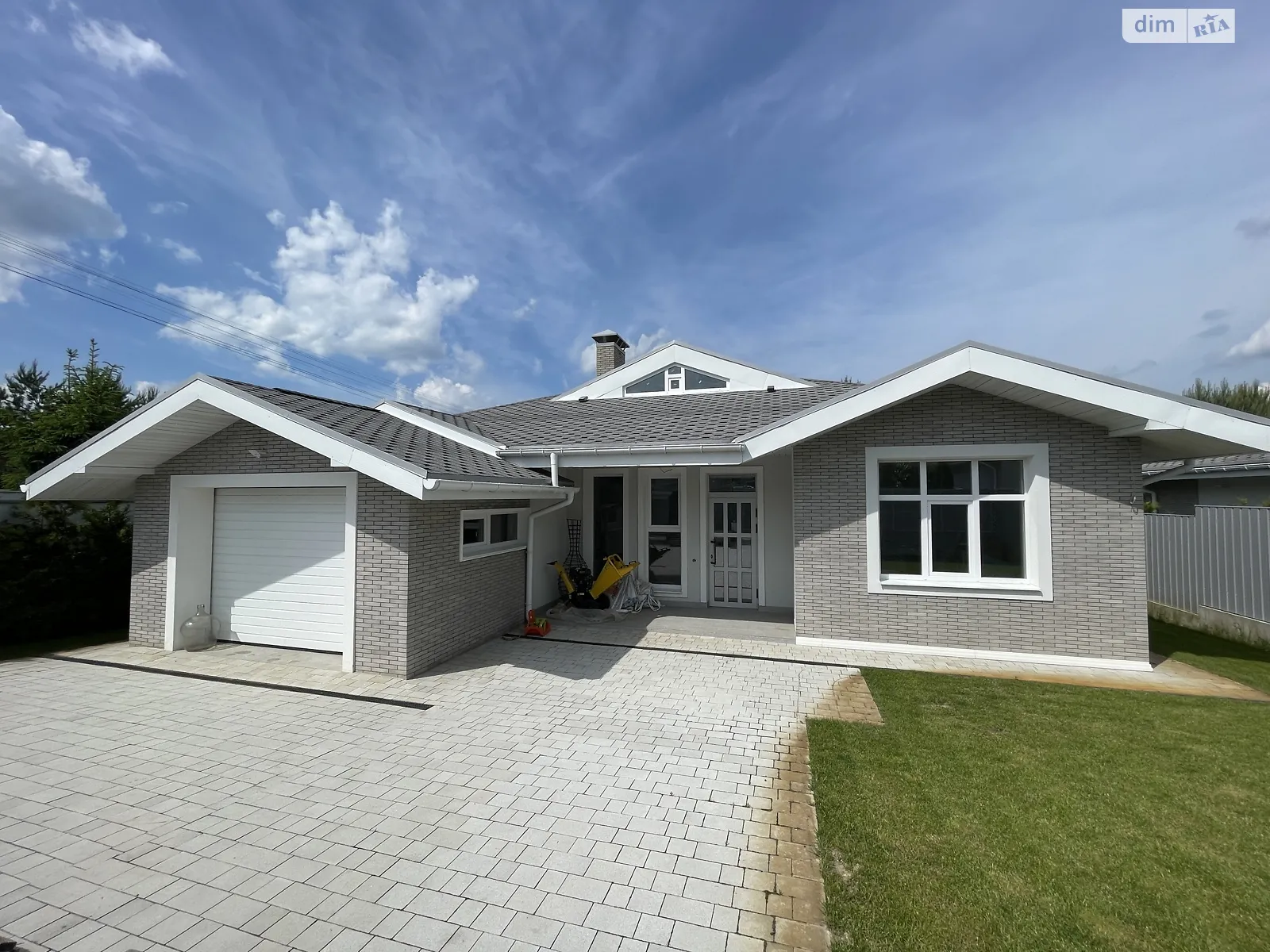 Продається одноповерховий будинок 156 кв. м з подвалом, цена: 215000 $ - фото 1