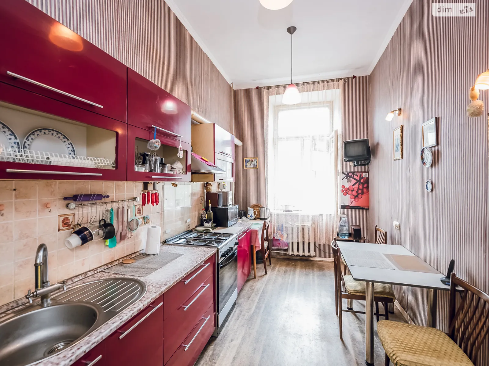 Продається 3-кімнатна квартира 85 кв. м у Києві, вул. Еспланадна, 2 - фото 1