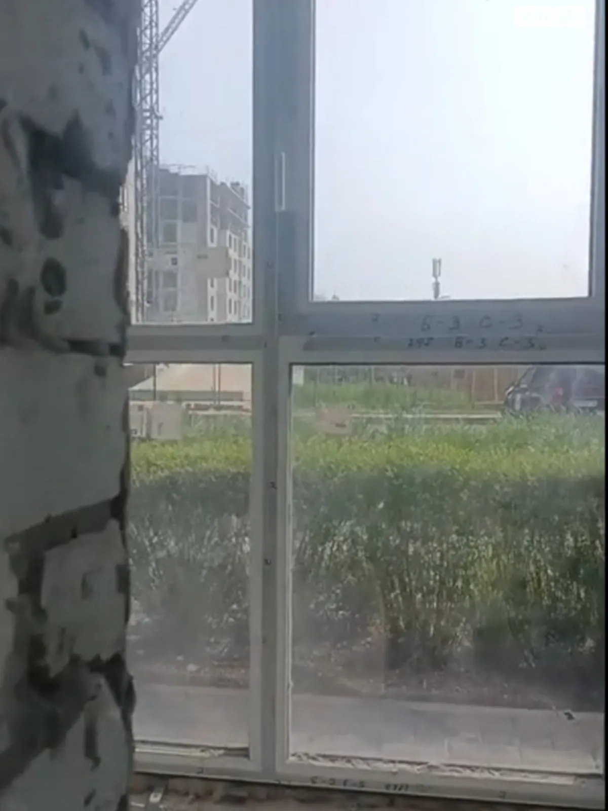 Продается 1-комнатная квартира 67 кв. м в Харькове, ул. Динамовская, 15 - фото 1