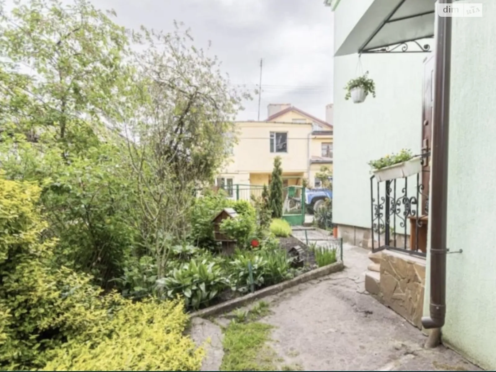 Продается 3-комнатная квартира 106 кв. м в Львове, цена: 115000 $ - фото 1
